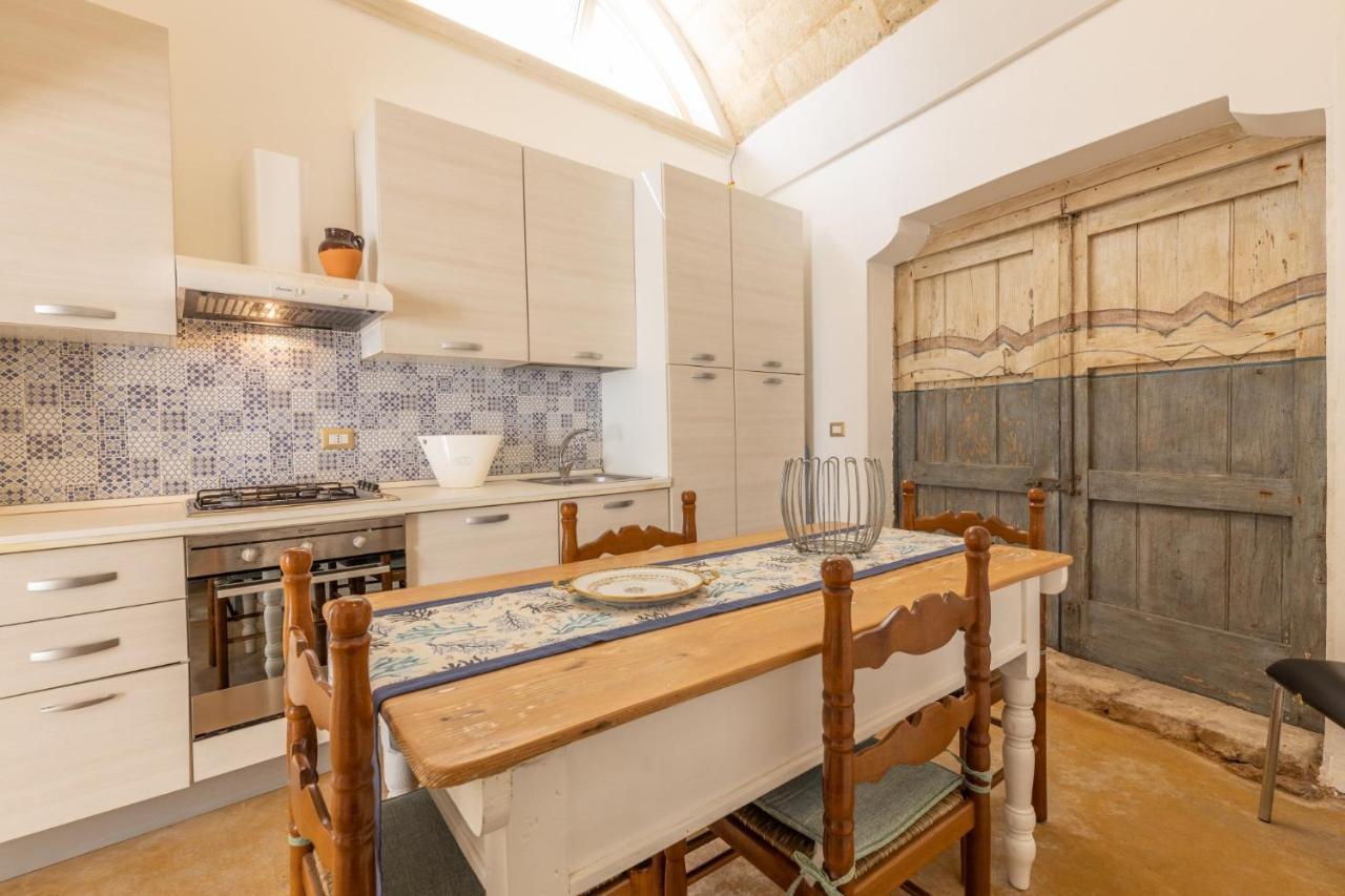 Dimora Il Castello Appartement Racale Buitenkant foto